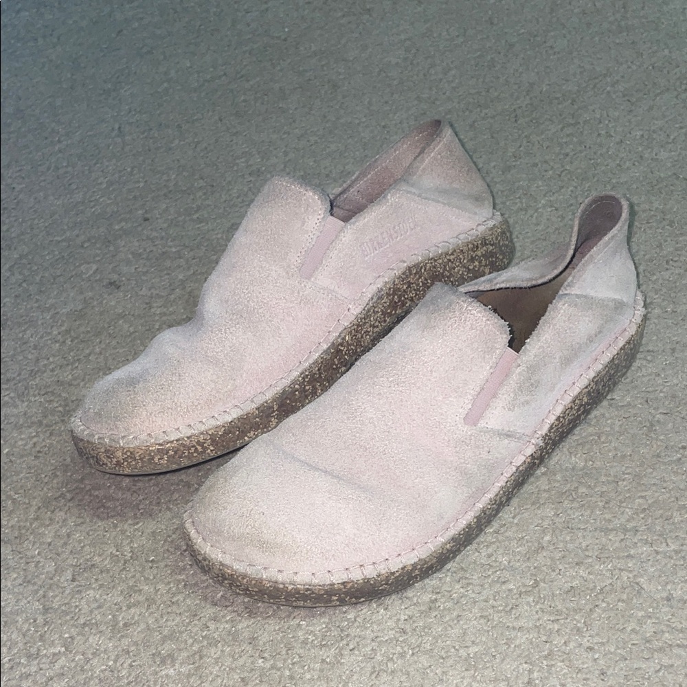 Birkenstock Women's Light Pink Suede Flats